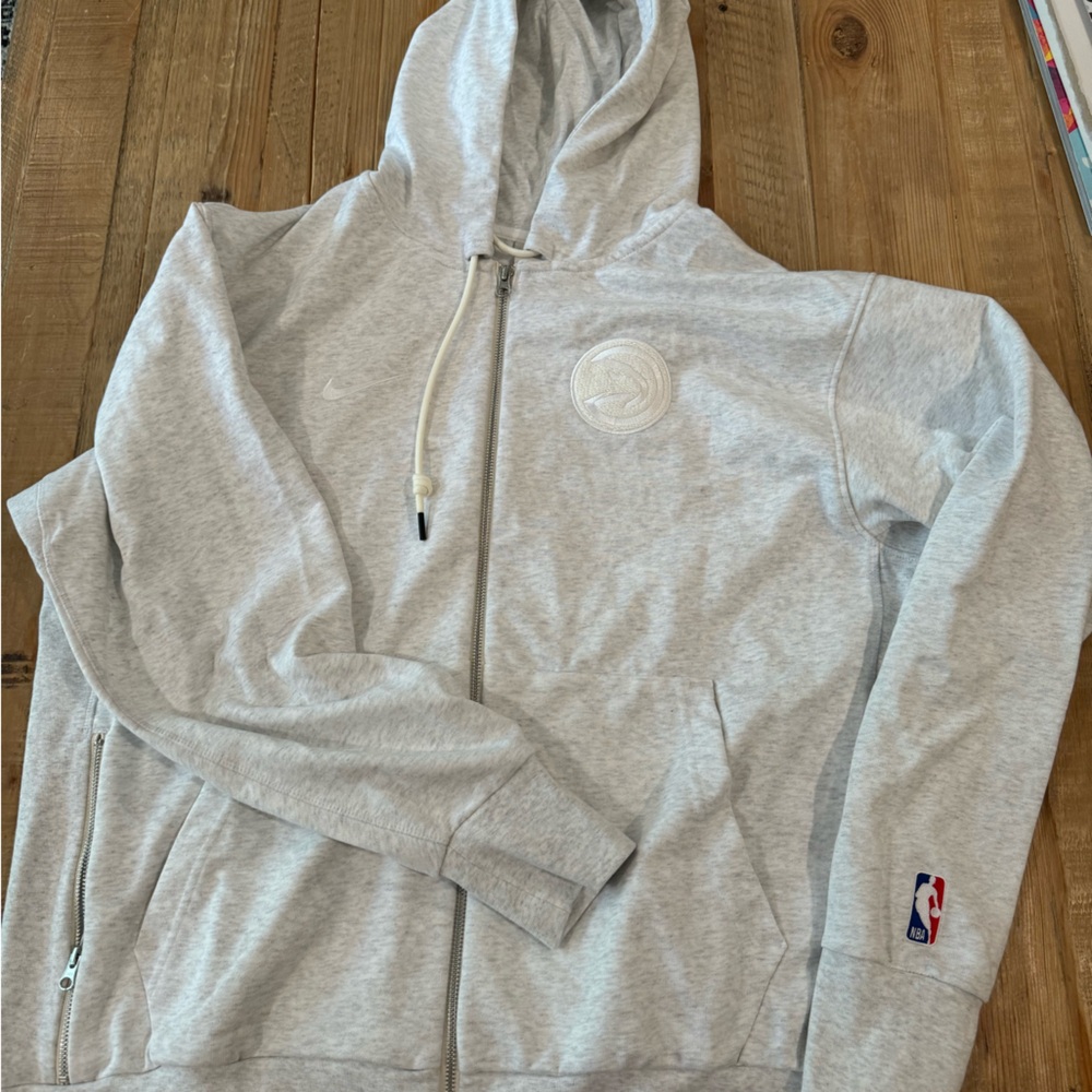 Nike Dri-Fit Hawks Embroidered Hoodie